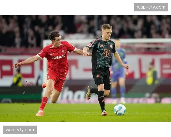 拜仁4-2-3-1阵型中场失势：帕夫洛维奇基米希双后腰覆盖不足